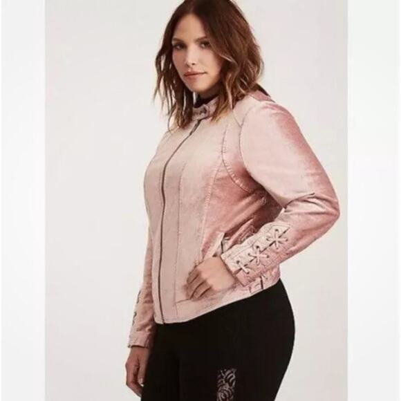 Torrid Pink Velvet Moto Jacket with Lattice Tie Sleeves Size 2 - Picture 1 of 10